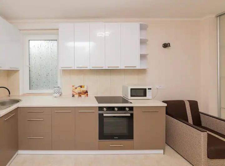 Comfortable Apartment In The Centre Odesa Exterior foto