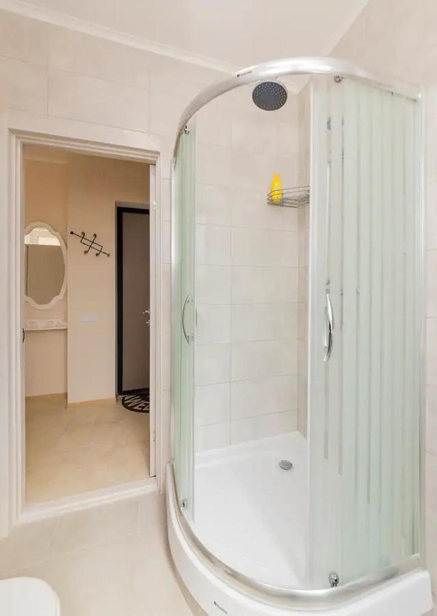 Comfortable Apartment In The Centre Odesa Exterior foto